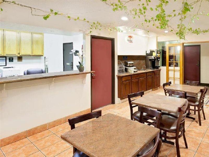 Super 8 By Wyndham Yucca Val/Joshua Tree Nat Pk Area Μοτέλ Yucca Valley Εξωτερικό φωτογραφία