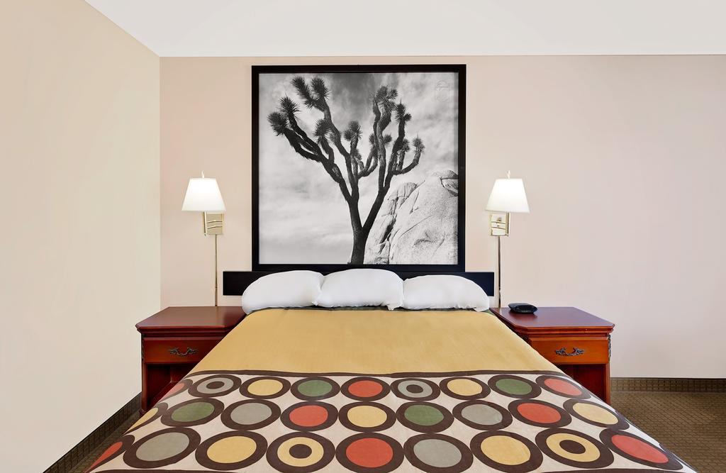 Super 8 By Wyndham Yucca Val/Joshua Tree Nat Pk Area Μοτέλ Yucca Valley Εξωτερικό φωτογραφία